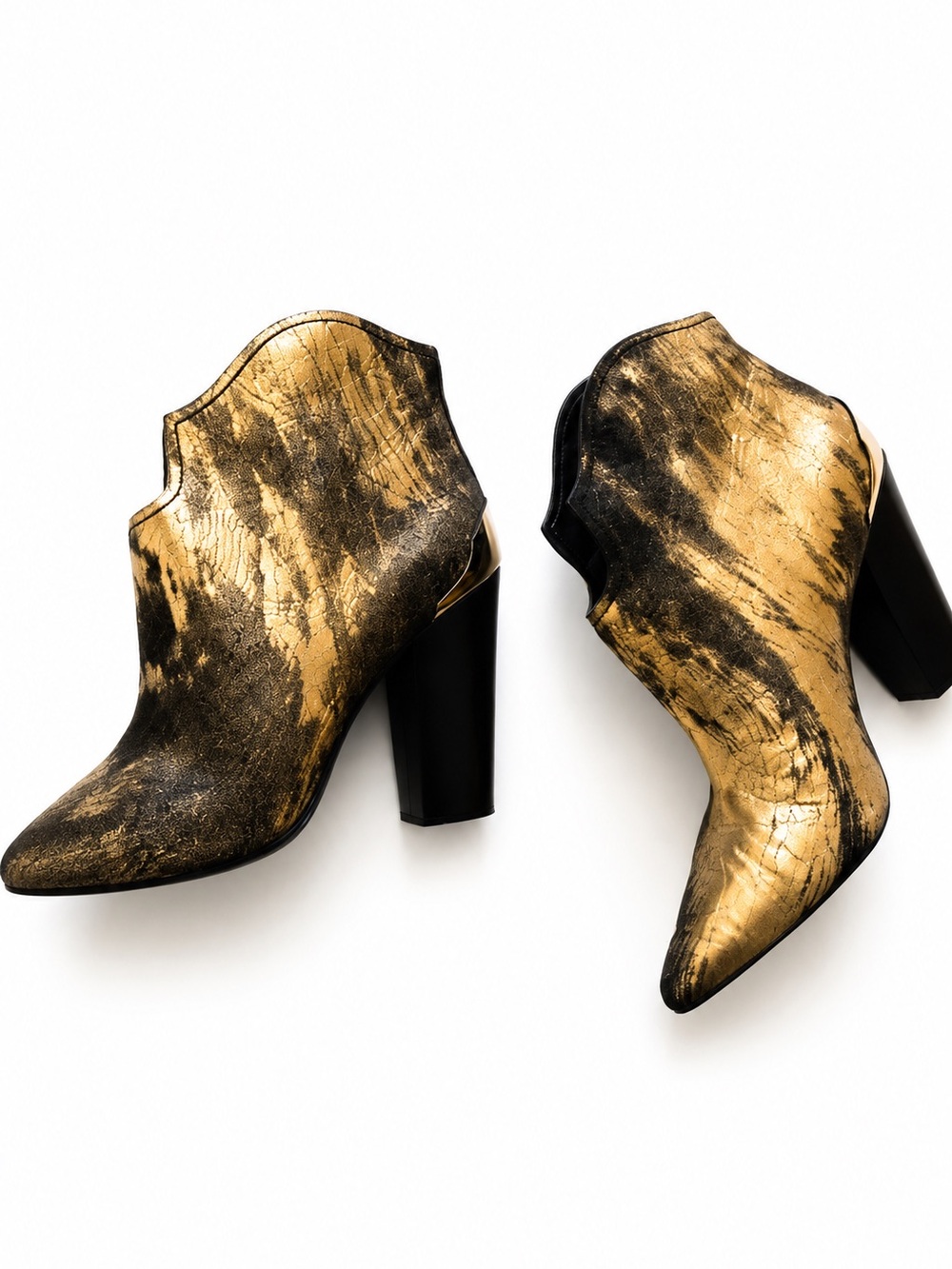 Sigerson Morrison Gold / Black Western
Short Boot 8.5